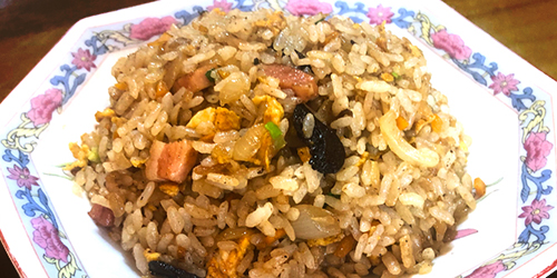 黒にんにく炒飯 黒にんにく炒飯